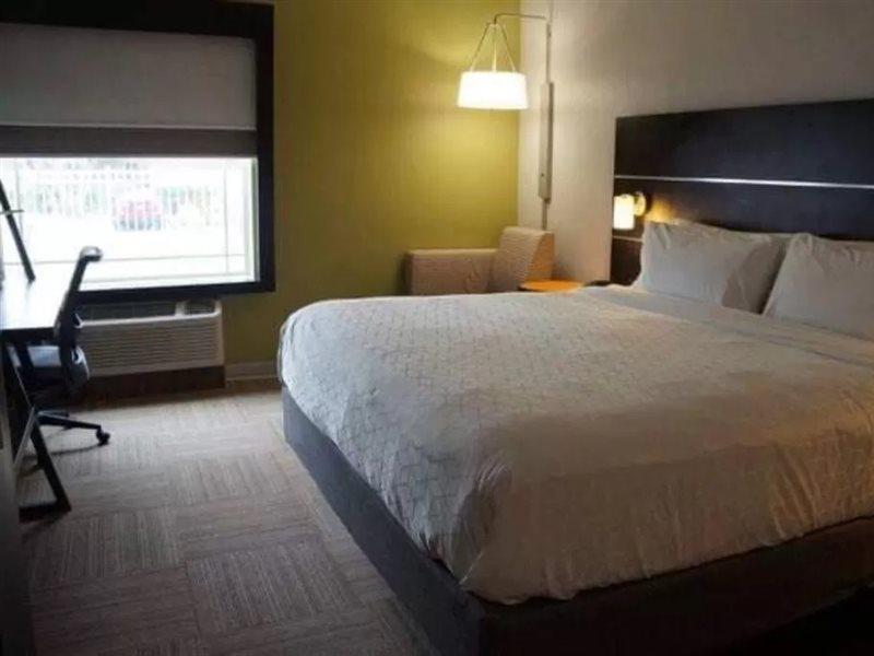 Holiday Inn Express Venice By Ihg Venice Gardens Kültér fotó