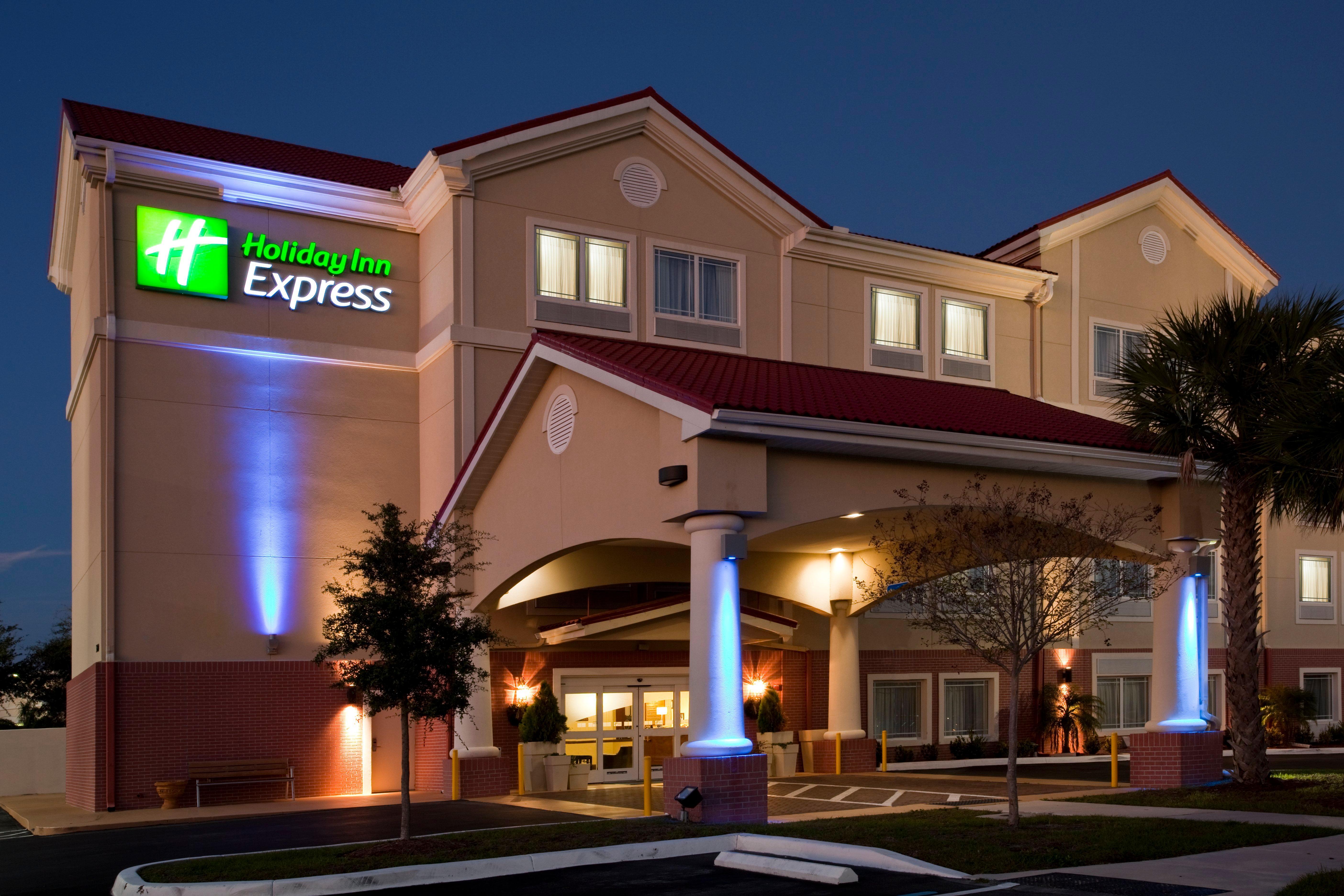 Holiday Inn Express Venice By Ihg Venice Gardens Kültér fotó